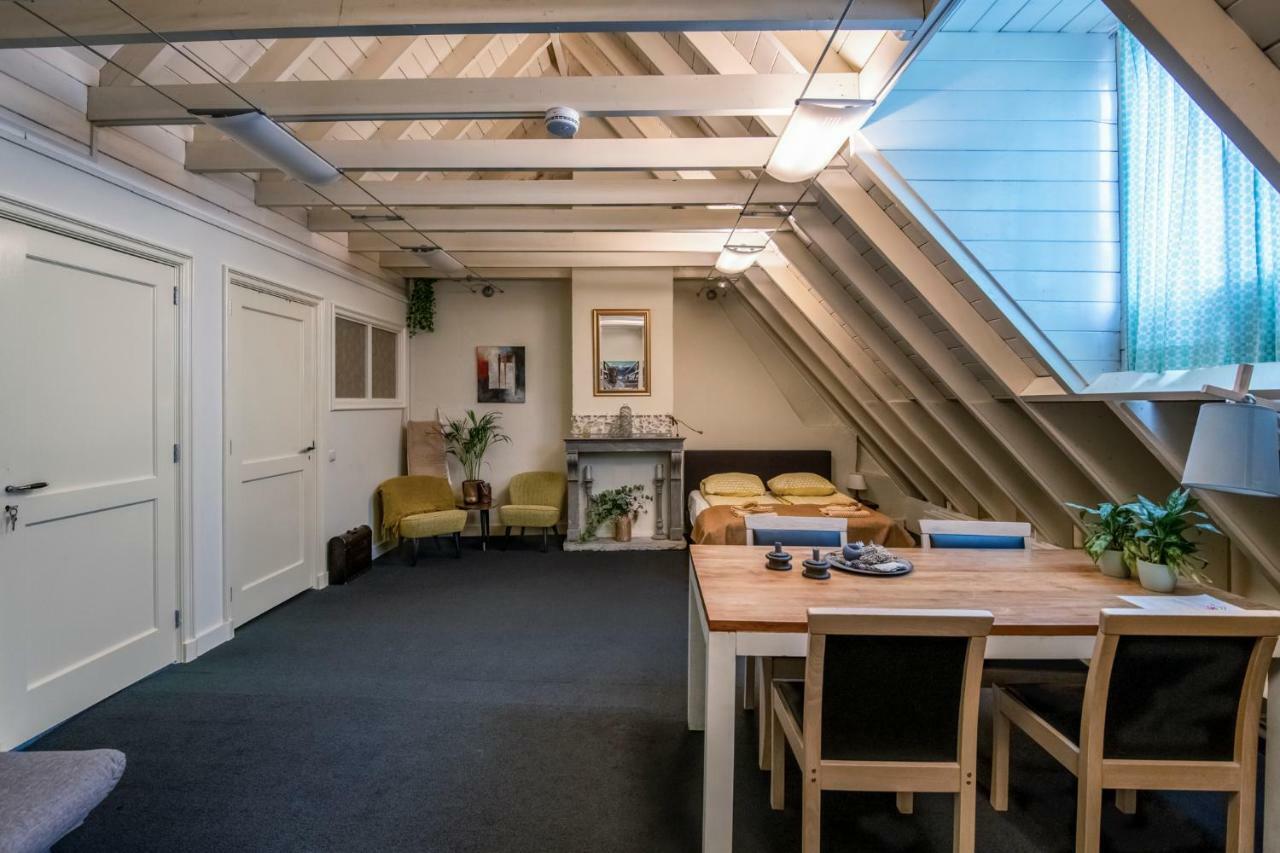 B&B Bij De Sassenpoort Zwolle  Exteriör bild