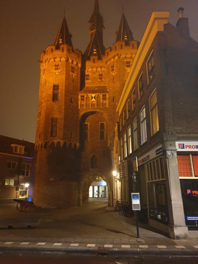 B&B Bij De Sassenpoort Zwolle  Exteriör bild